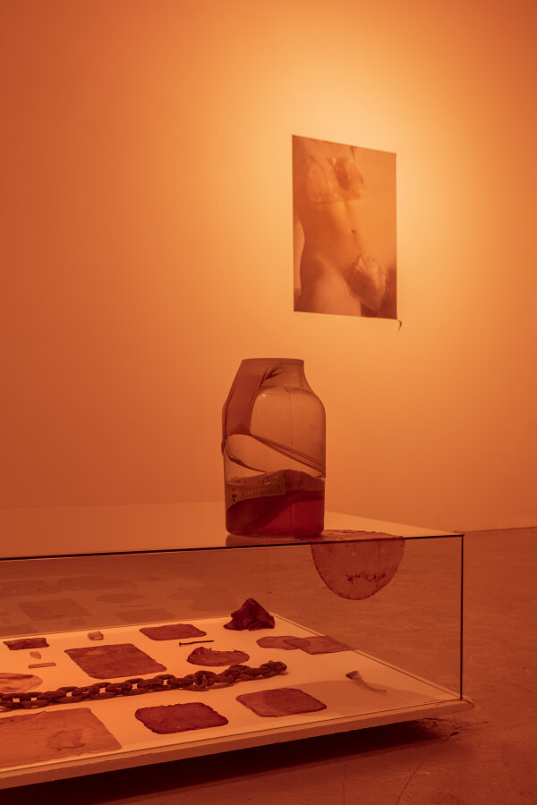 Spheres of Intimacy, Pragovka gallery, detail, 2023, photo Marcel Rozhoň